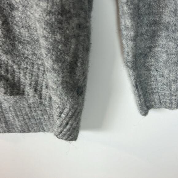 Vero Moda Sweater - Women's Small - Picture 4 of 6